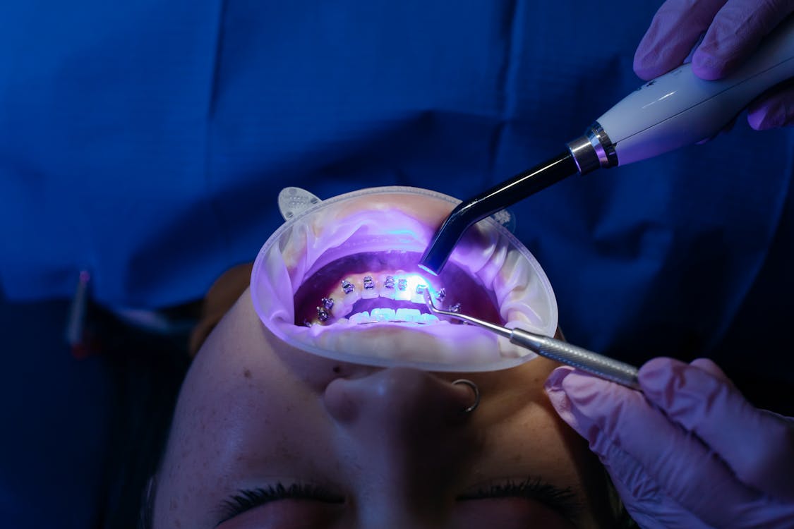 Red light therapy device