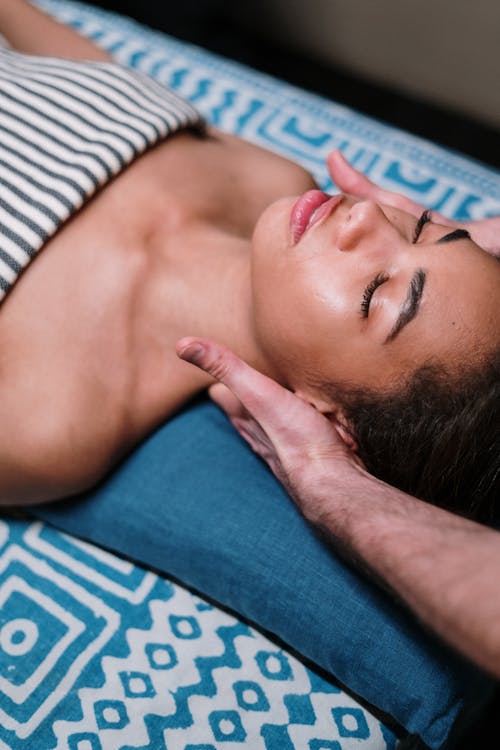 Spa back treatment and light therapy wellness
